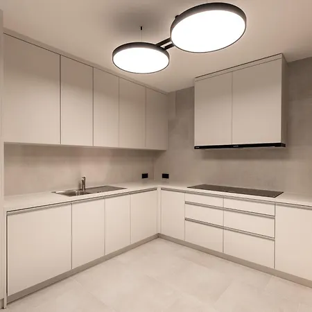Henry's Appt With A Private 412 - Shared Kitchen Apartment *