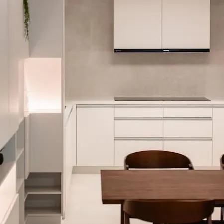 Henry's Appt With A Private 412 - Shared Kitchen * Λουξεμβούργο