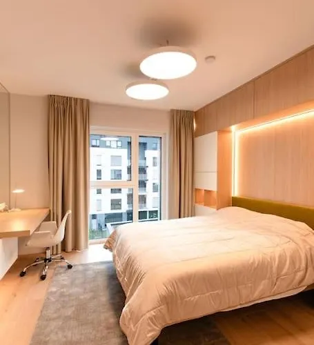 Henry's Appt With A Private 412 - Shared Kitchen Luksemburg