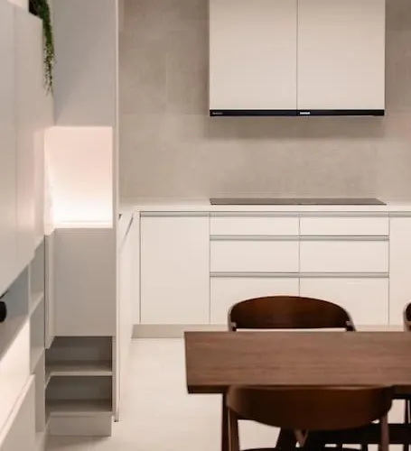 Henry's Appt With A Private 412 - Shared Kitchen * 卢森堡