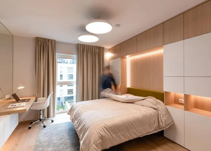 公寓 Henry's Appt With A Private 412 - Shared Kitchen