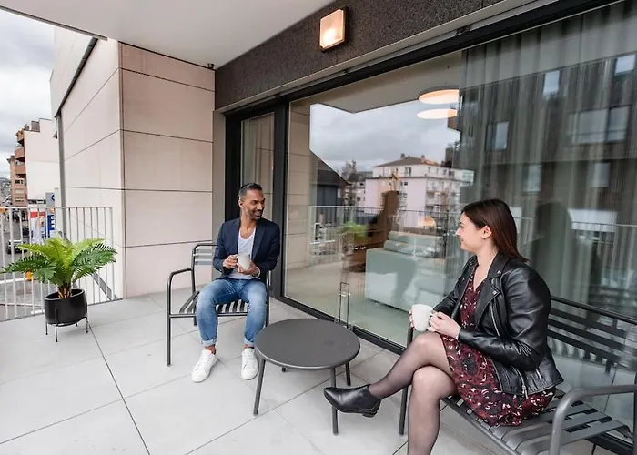 Henry's Appt With A Private 412 - Shared Kitchen 公寓