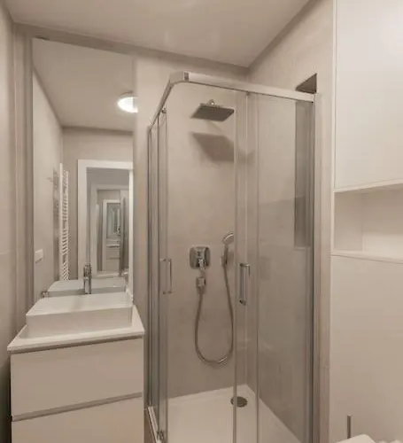 Henry's Appt With A Private 412 - Shared Kitchen 卢森堡