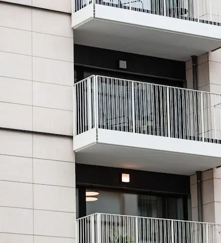 公寓 Henry's Appt With A Private 412 - Shared Kitchen *