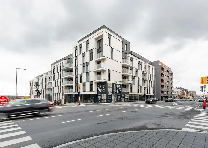 Henry's Appt With A Private 412 - Shared Kitchen * Luxembourg